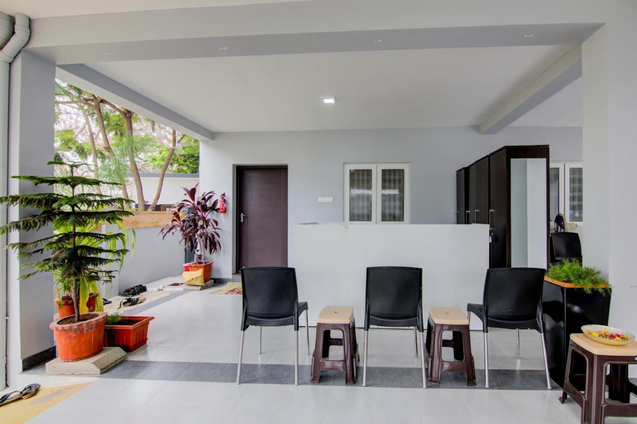 Oyo Flagship 24147 Royal Stay Singanallur ภายนอก รูปภาพ