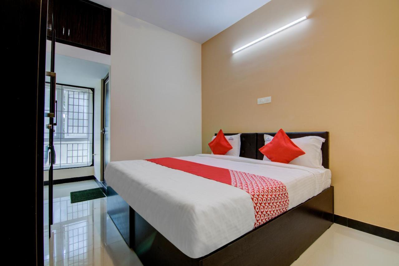 Oyo Flagship 24147 Royal Stay Singanallur ภายนอก รูปภาพ